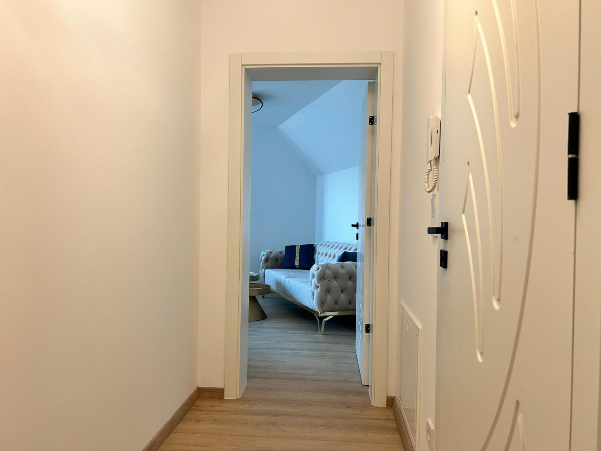 Asp Modern Apartments With Balcony & Free Parking Wenen Buitenkant foto