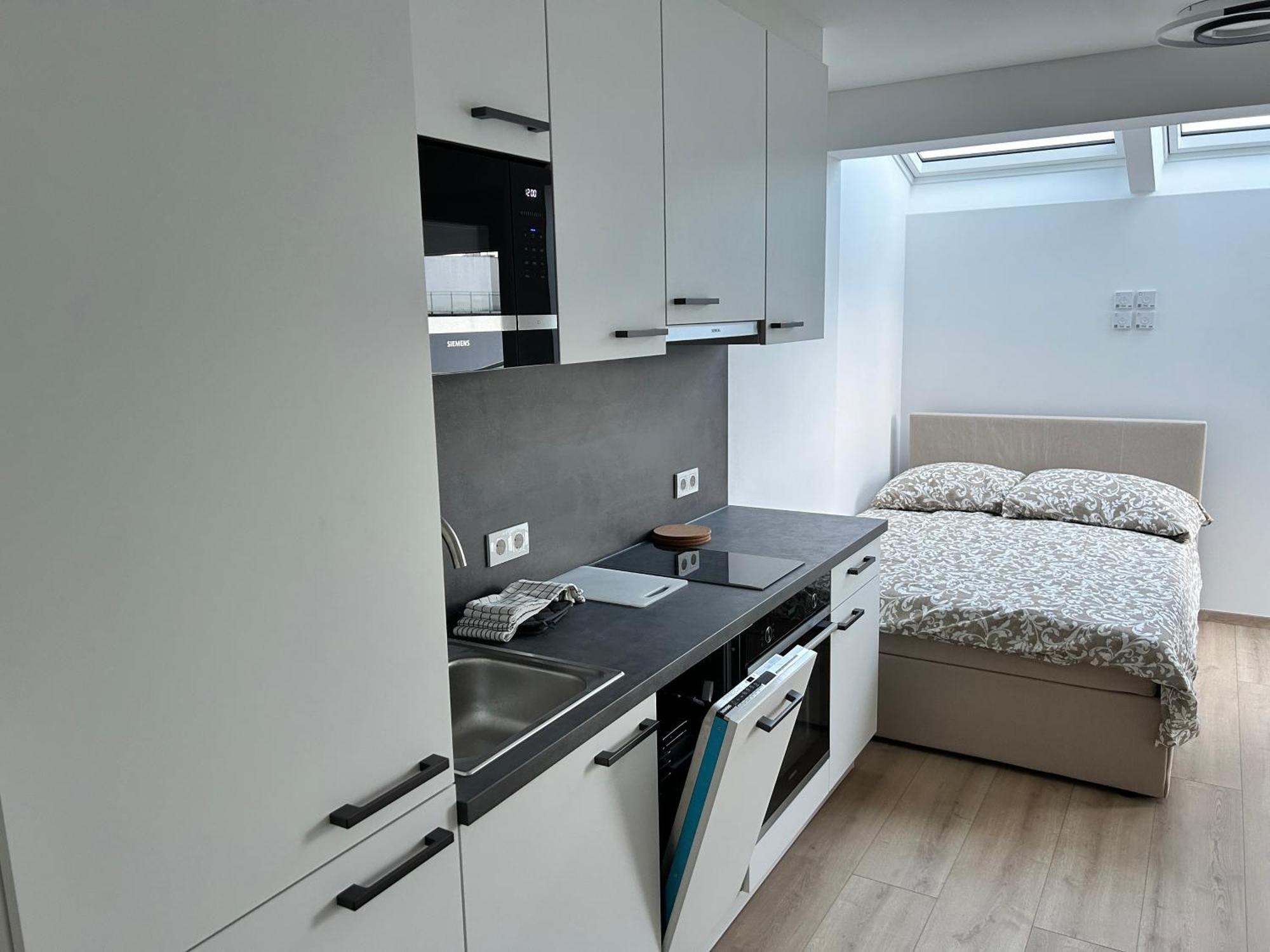 Asp Modern Apartments With Balcony & Free Parking Wenen Buitenkant foto